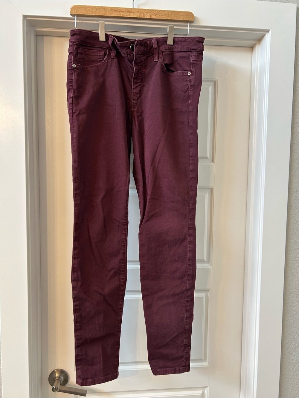Joe's Jeans Skinny Stretch Jeans in Burgundy